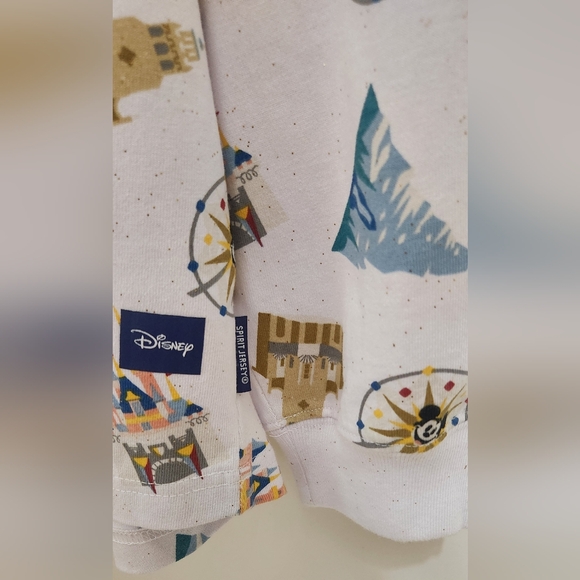 *NWT* Disneyland California Adventure XL White Spirit Jersey Glitter Sparkle NEW - Picture 5 of 10